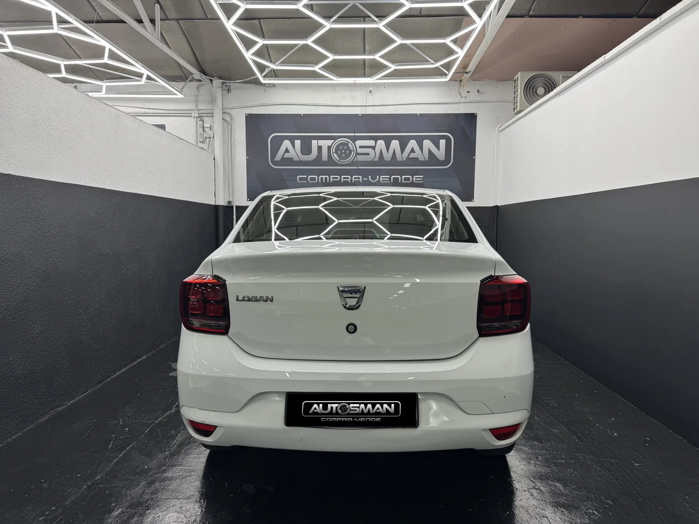 DACIA Logan Essential 1.0 2020 Gasolina Blanco - Imagen 6 de 37